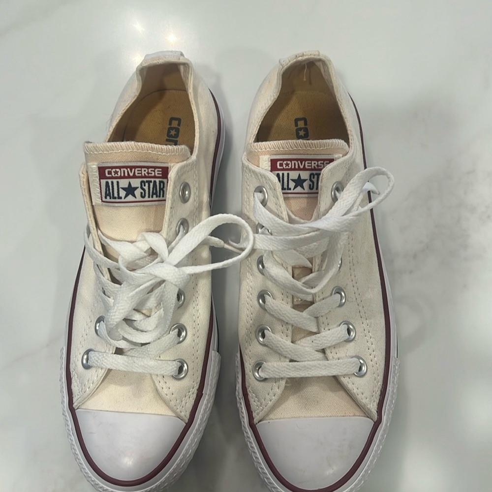 Women's white Converse All Star Sneakers